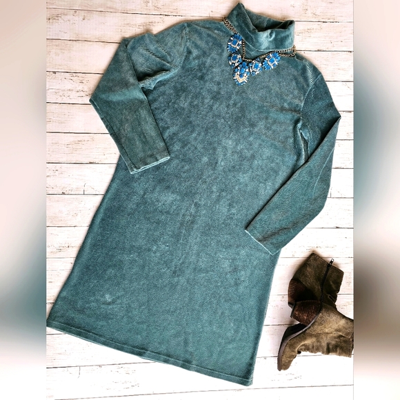 White Stag Dresses & Skirts - White Stag RARE Vintage Velour Ribbed Turtleneck Sweater Dress Pullover Stretchy